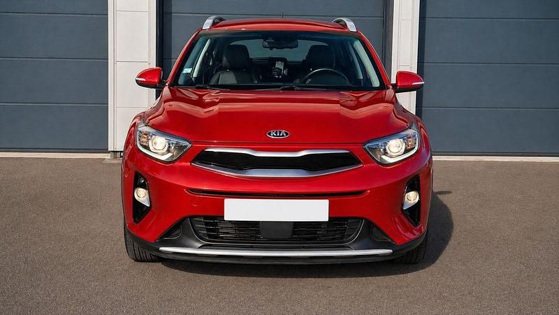 Gebraucht Kia Stonic Platinum 120 PS (88 kW) 2017 Rot SUV
