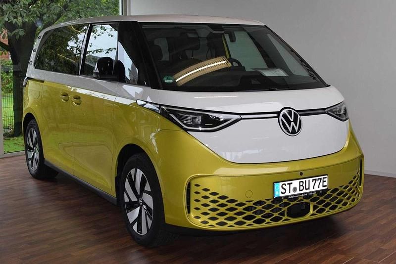 Gebraucht VW ID. Buzz Pro 150 kW (204 PS) 2023 Limonengelb metallic candywei Van / Kleinbus