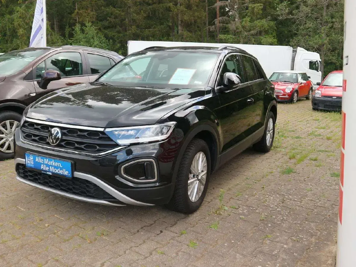 Gebraucht VW T-Roc Life 150 PS (110 kW) 2025 Other SUV