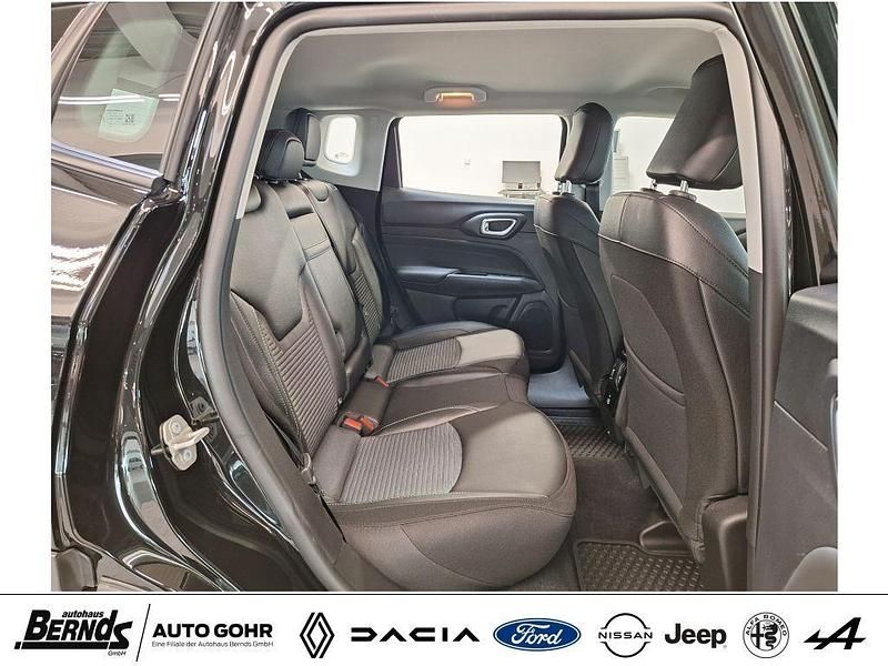 Gebraucht Jeep Compass Altitude 129 PS (94 kW) 2024 Solid black SUV