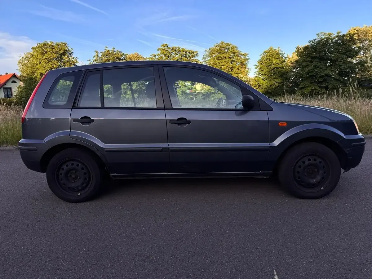 Gebraucht Ford Fusion 80 PS (58 kW) 2005 Grau Kleinwagen