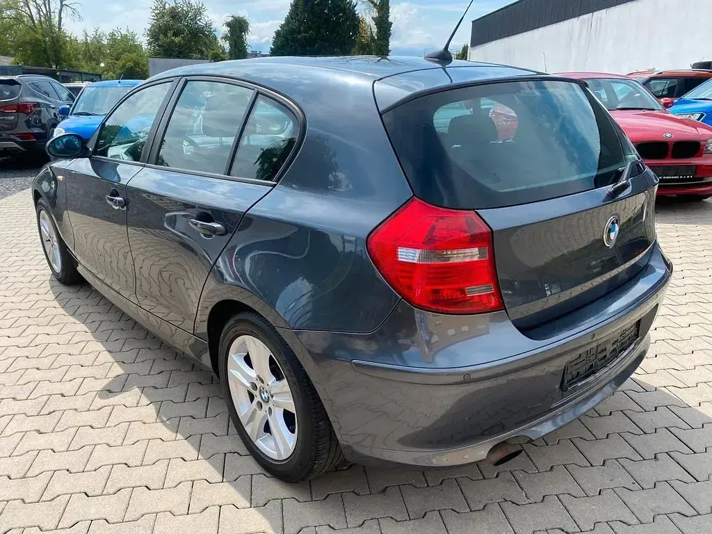 Gebraucht BMW 116 116 PS (85 kW) 2007 Sparkling graphite Kleinwagen