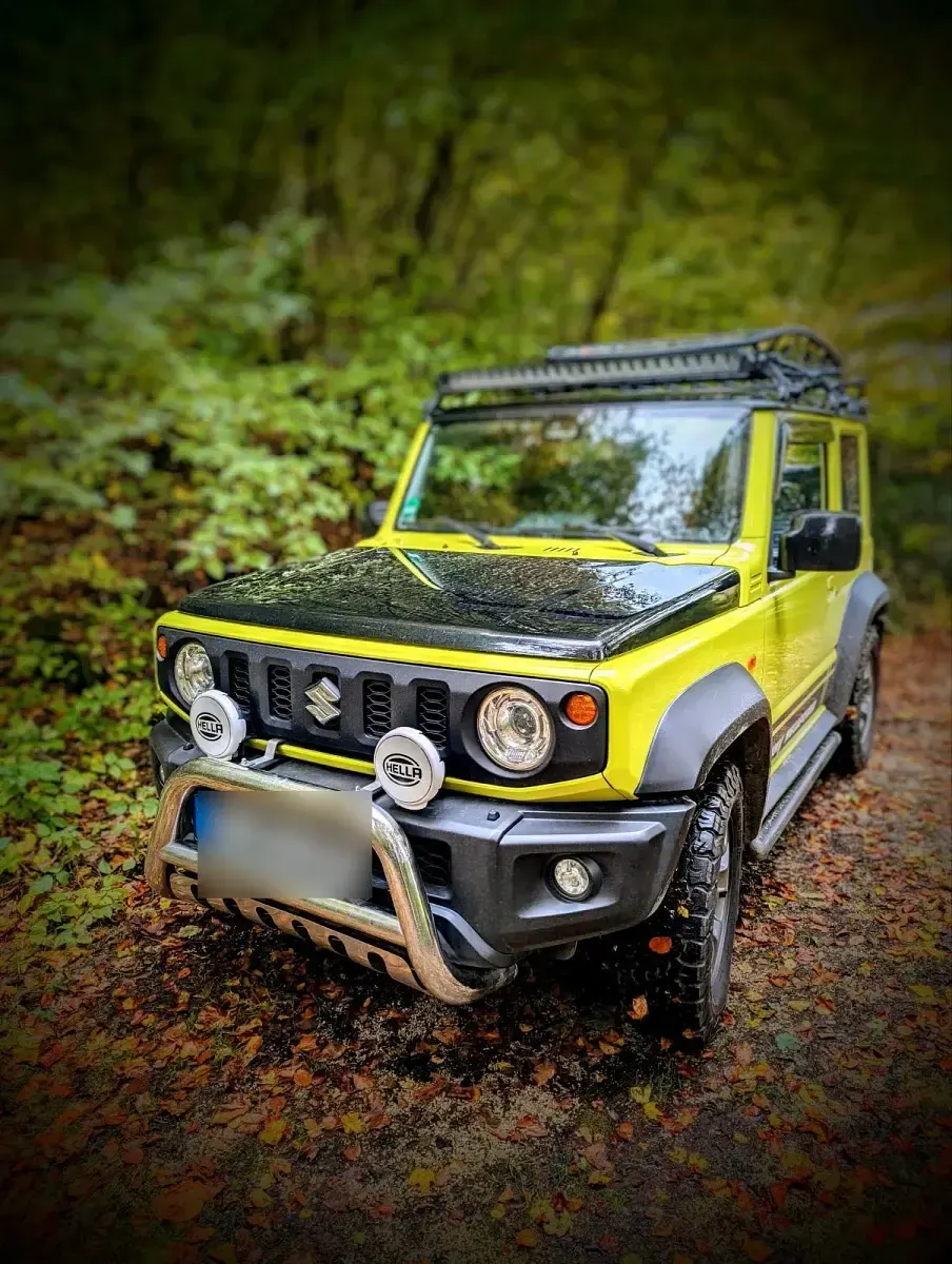 Gebraucht Suzuki Jimny Comfort+ 102 PS (75 kW) 2019 Gelb SUV