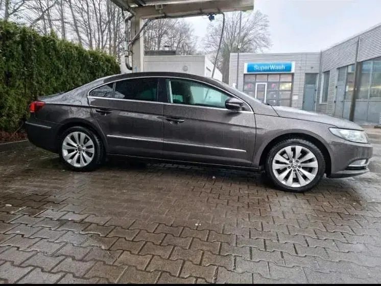 Gebraucht VW CC 160 PS (117 kW) 2014 Braun Limousine