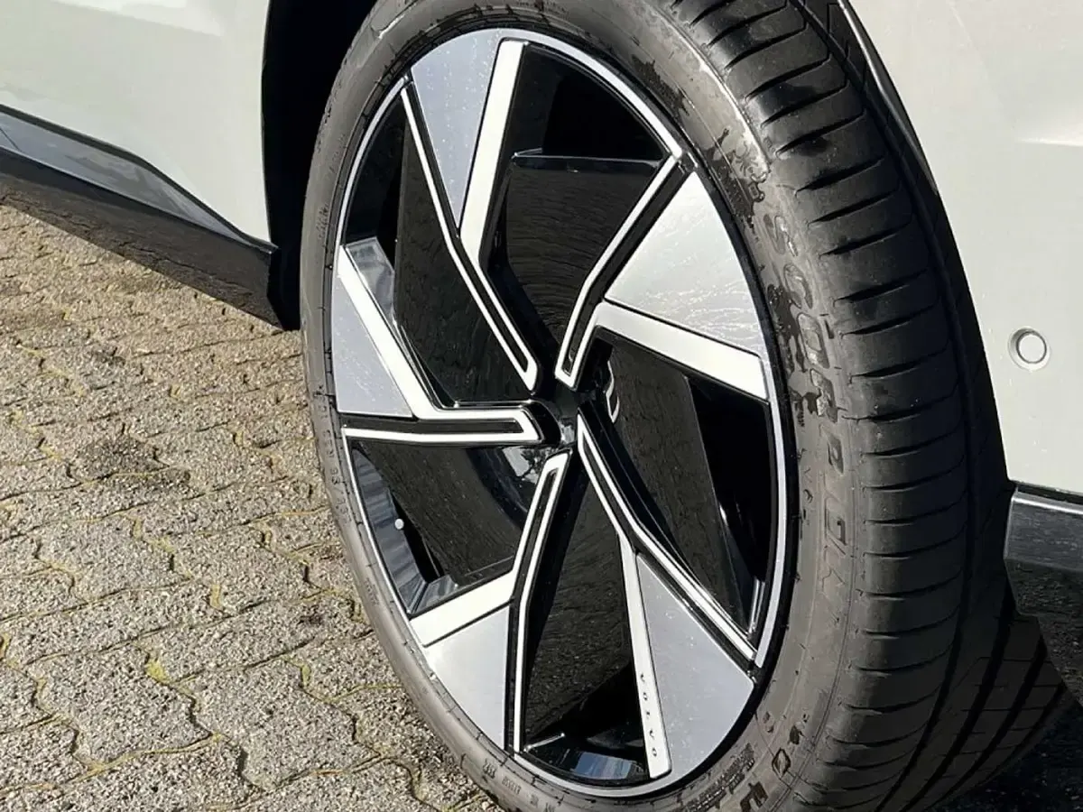 Gebraucht Volvo EX90 Performance 380 kW (517 PS) 2025 Grau SUV