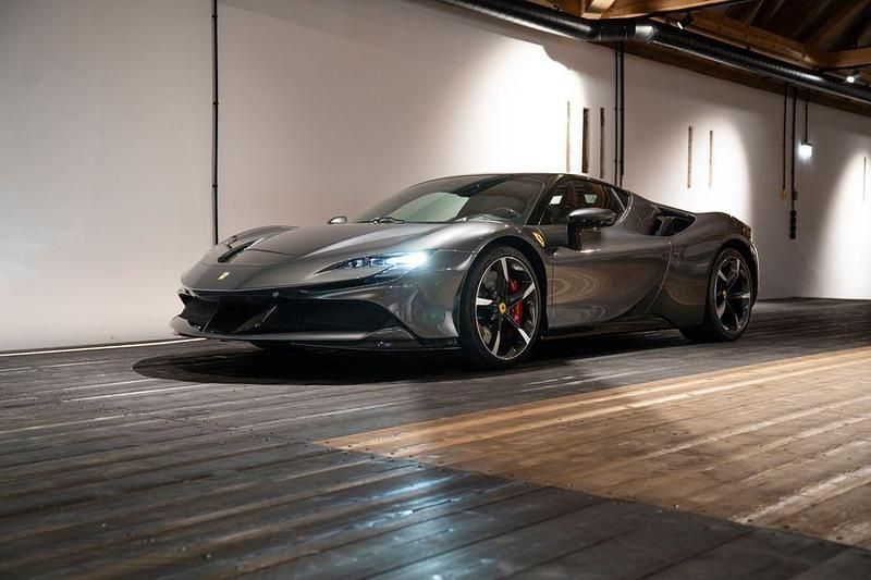 Gebraucht Ferrari SF90 780 PS (573 kW) 2021 Grau Coupé