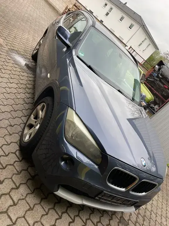 Gebraucht BMW X1 177 PS (130 kW) 2011 Blau SUV
