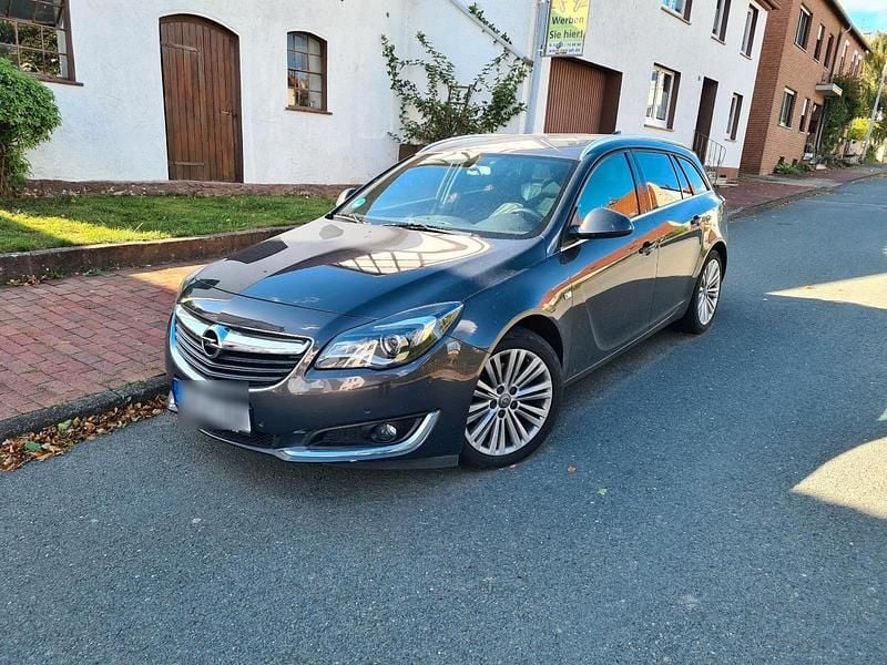 Grau Gebraucht 2016 Opel Insignia Kombi | 3.999 € (Superpreis) - Bild 1/4