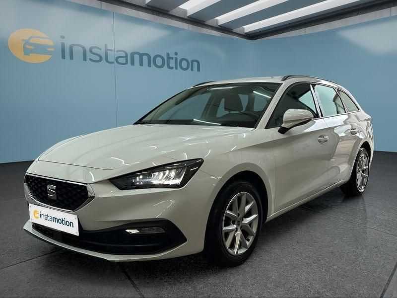 Weiß Gebraucht 2022 Seat Leon Kombi | 19.849 € (Teuer) - Bild 1/4