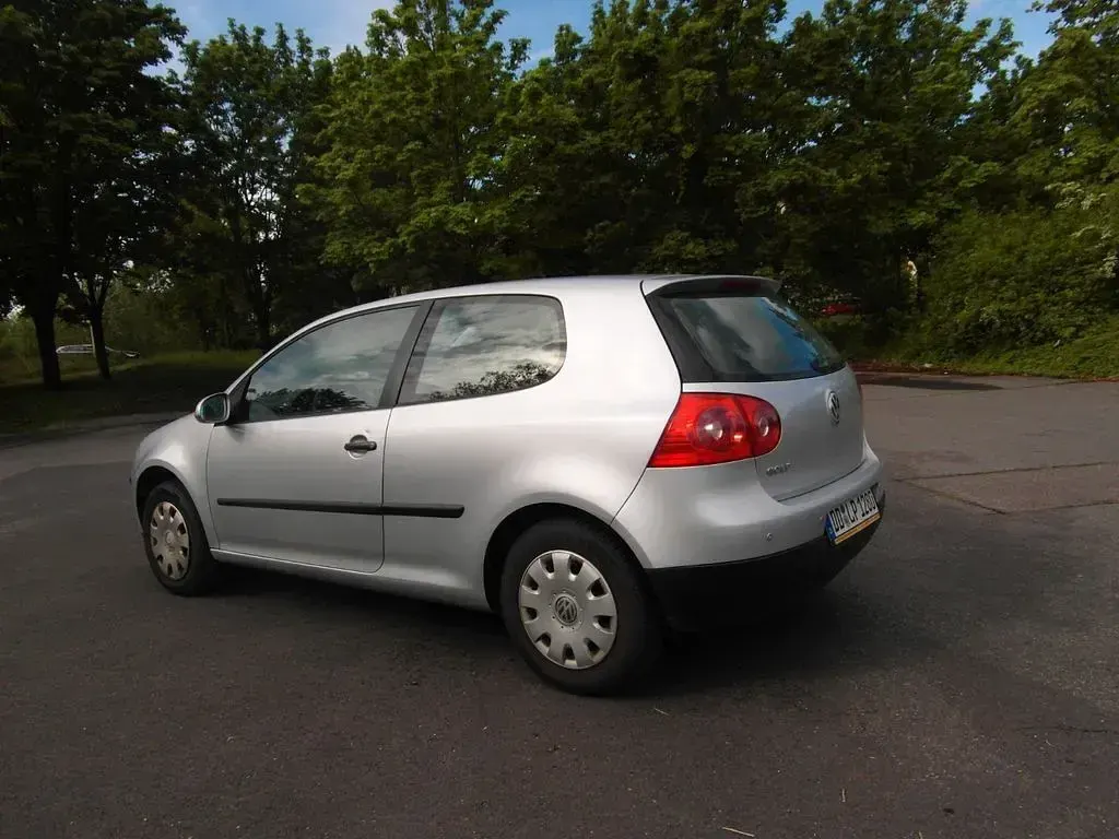 Gebraucht VW Golf IV 75 PS (55 kW) 2004 Silber Limousine