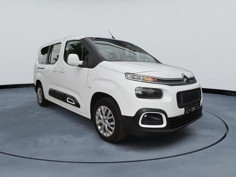 Weiß Gebraucht 2020 Citroën Berlingo Feel Van / Kleinbus | 14.999 € (Fairer Preis) - Bild 1/4