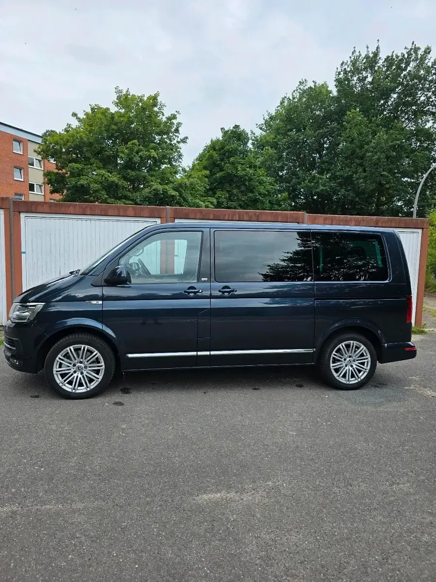 Gebraucht VW Multivan 204 PS (150 kW) 2016 Blau Van / Kleinbus