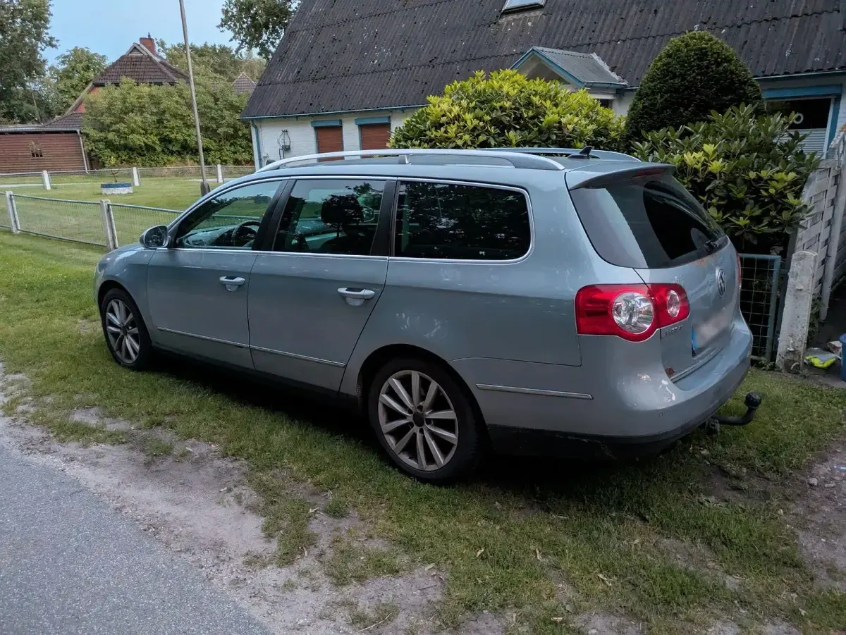 Gebraucht VW Passat 170 PS (125 kW) 2010 Grau Kombi