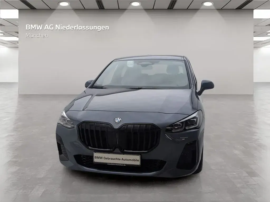 Gebraucht BMW 223 Active Tourer M Sport 204 PS (150 kW) 2023 Grau Van / Kleinbus