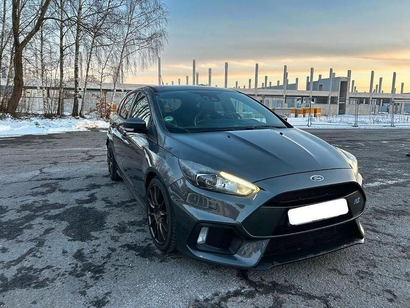 Gebraucht Ford Focus RS 349 PS (256 kW) 2016 Grau Limousine