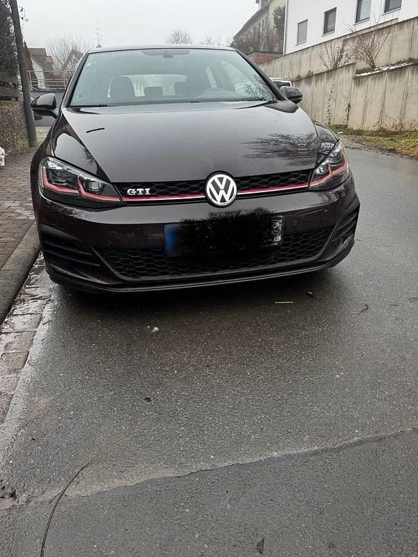 Gebraucht VW Golf VII GTI 245 PS (180 kW) 2018 Limousine