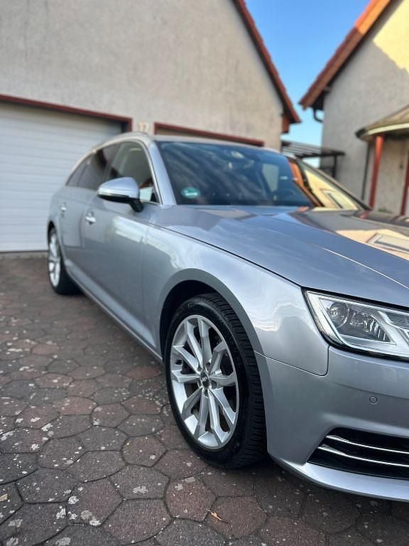 Gebraucht Audi A4 Design 150 PS (110 kW) 2018 Silber Kombi