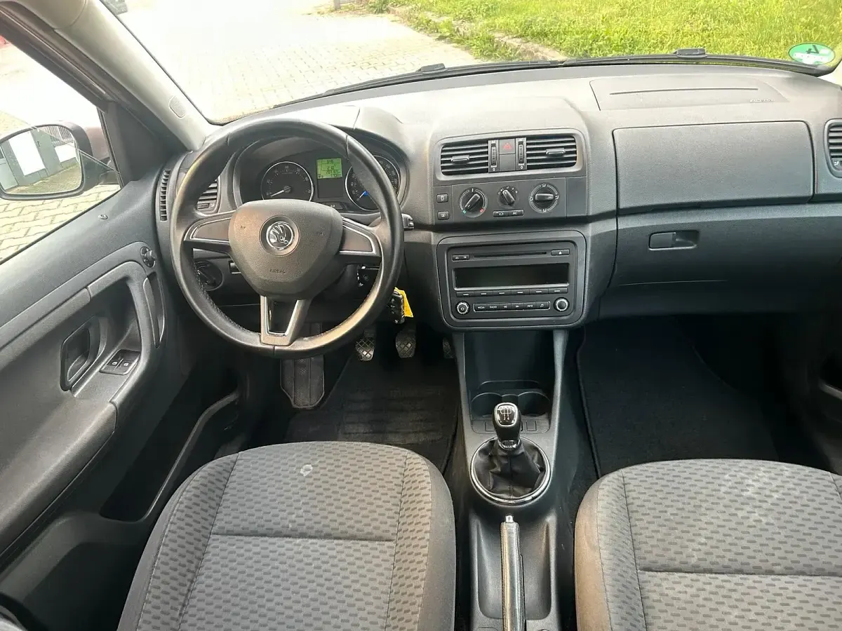 Gebraucht Skoda Roomster 86 PS (63 kW) 2014 Beige Van / Kleinbus