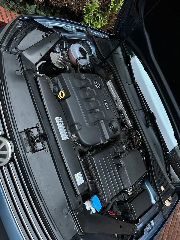 Second-hand VW Passat 150 CP (110 kW) 2015 Albastru Break