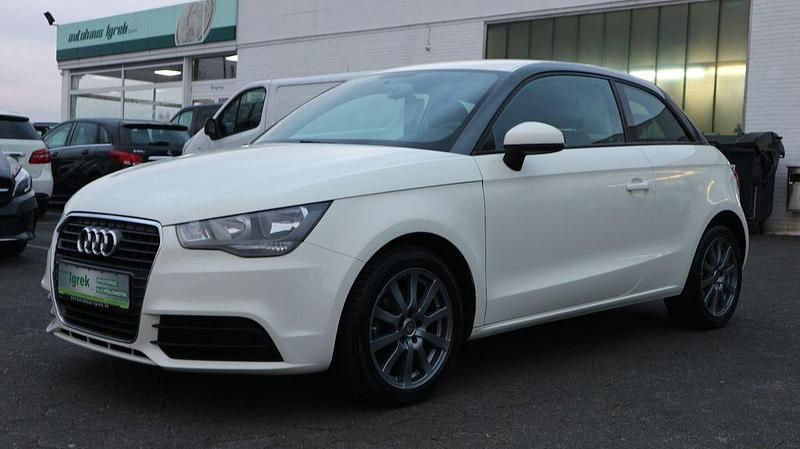 Weiß Gebraucht 2010 Audi A1 Attraction Kleinwagen | 5.990 € (Fairer Preis) - Bild 1/4
