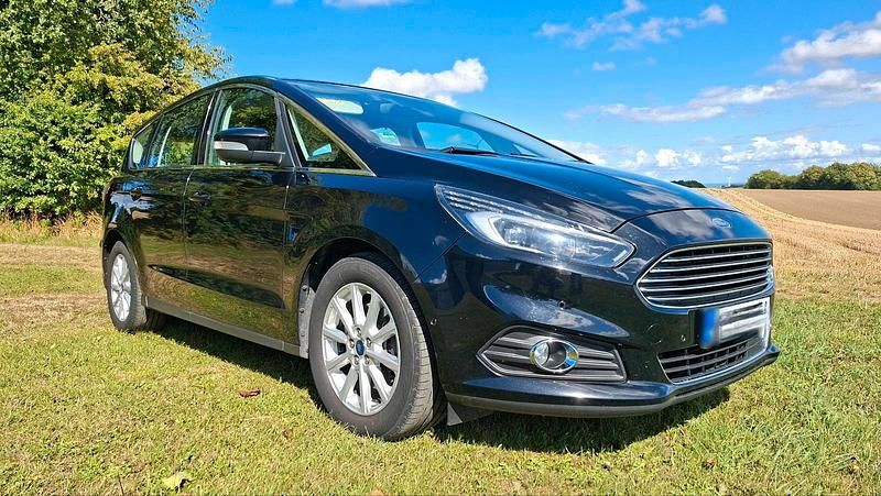 Gebraucht Ford S-MAX Titanium 180 PS (132 kW) 2016 Schwarz Van / Kleinbus