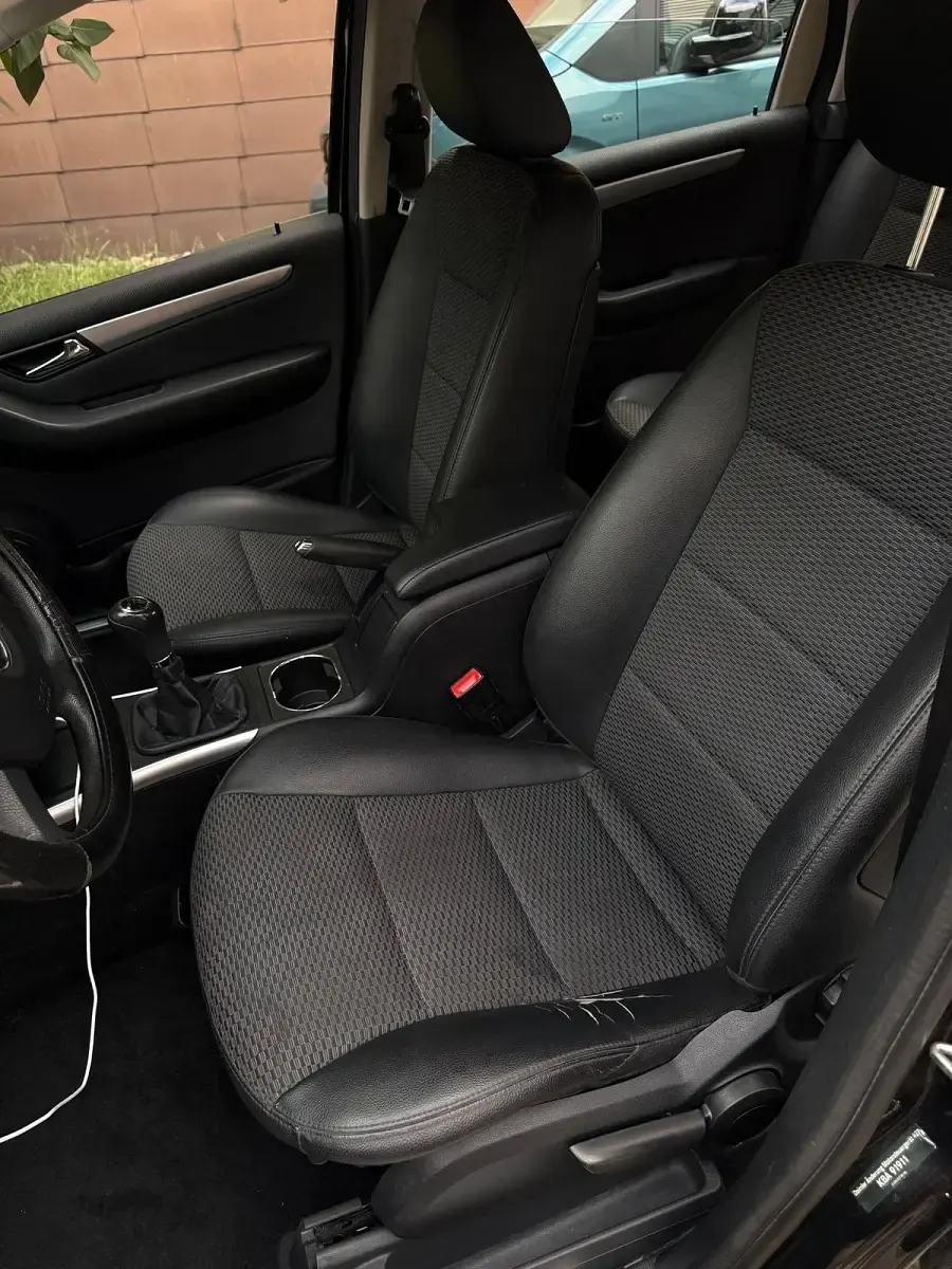 Gebraucht Mercedes B180 109 PS (80 kW) 2010 Schwarz Van / Kleinbus