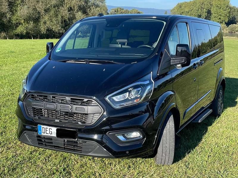 Schwarz Gebraucht 2020 Ford Tourneo Custom Titanium X Van | 32.500 € (Guter Preis) - Bild 1/4