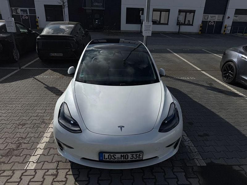 Gebraucht Tesla Model 3 350 kW (476 PS) 2021 Weiß Limousine