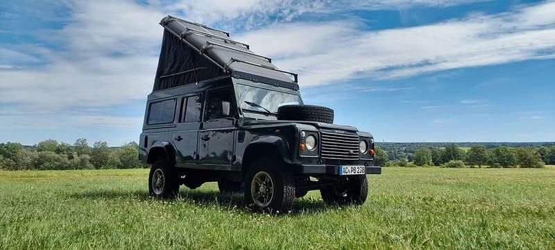 Grün Gebraucht 2000 Land Rover Defender SUV | 44.000 € - Bild 1/4