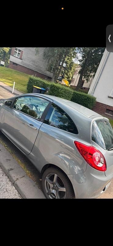Gebraucht Ford Ka 69 PS (50 kW) 2009 Grau Kleinwagen