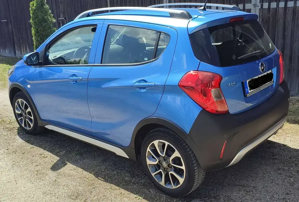 Gebraucht Opel Karl Rocks 75 PS (55 kW) 2017 Blau Kleinwagen