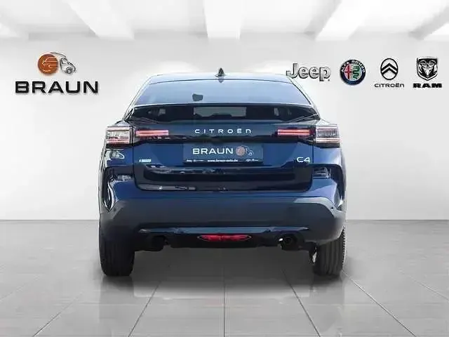 Neu Citroën C4 145 PS (106 kW) 2026 Eclipse blau SUV