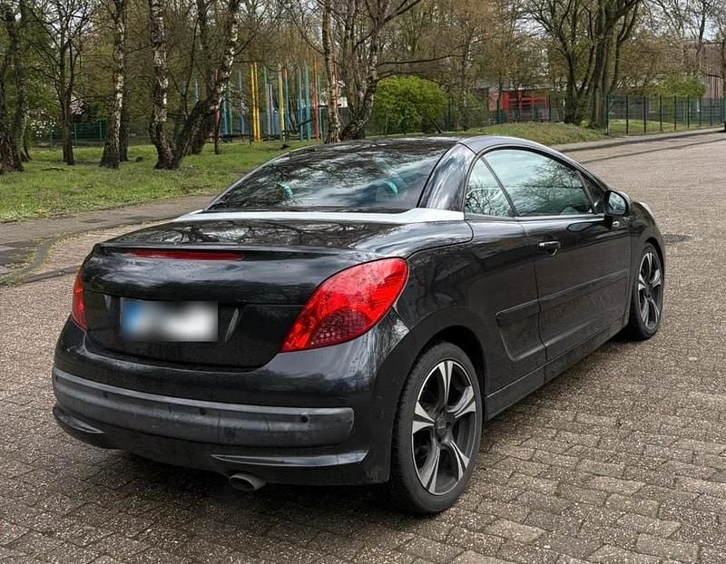 Gebraucht Peugeot 207 CC 120 PS (88 kW) 2008 Schwarz Cabrio