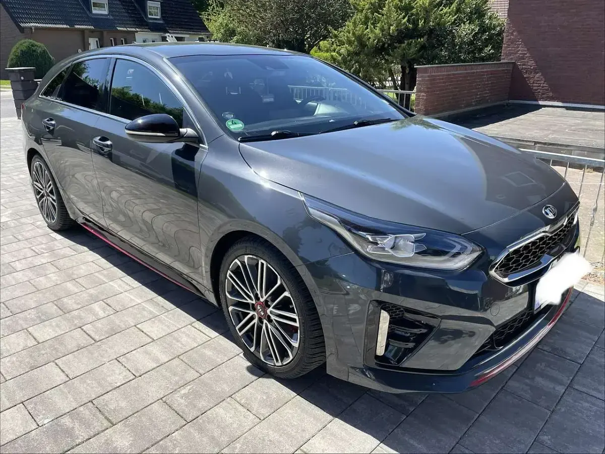 Gebraucht Kia ProCeed GT 204 PS (150 kW) 2019 Grau Kombi