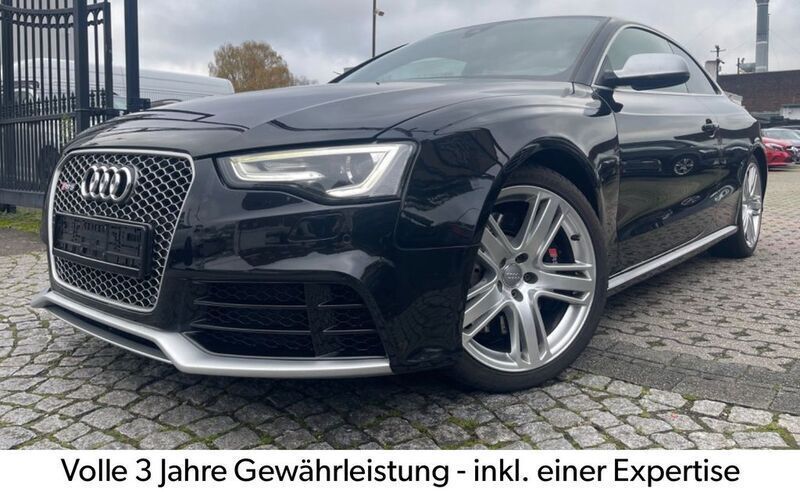 Phantomschwarz perleffekt Gebraucht 2012 Audi RS5 Comfort Coupé | 30.848 € (Fairer Preis) - Bild 1/4