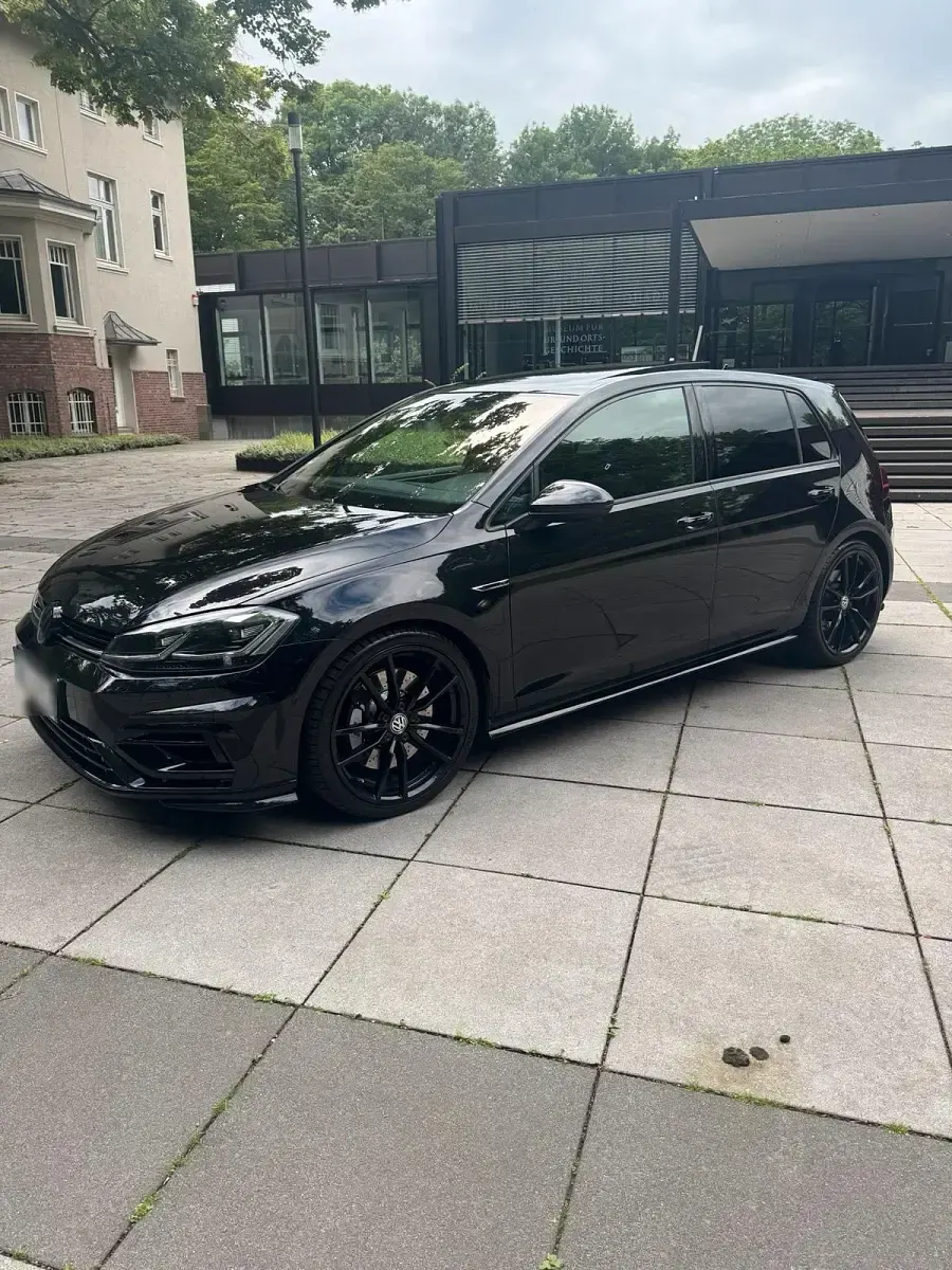 Gebraucht VW Golf VII R 310 PS (228 kW) 2018 Schwarz Limousine
