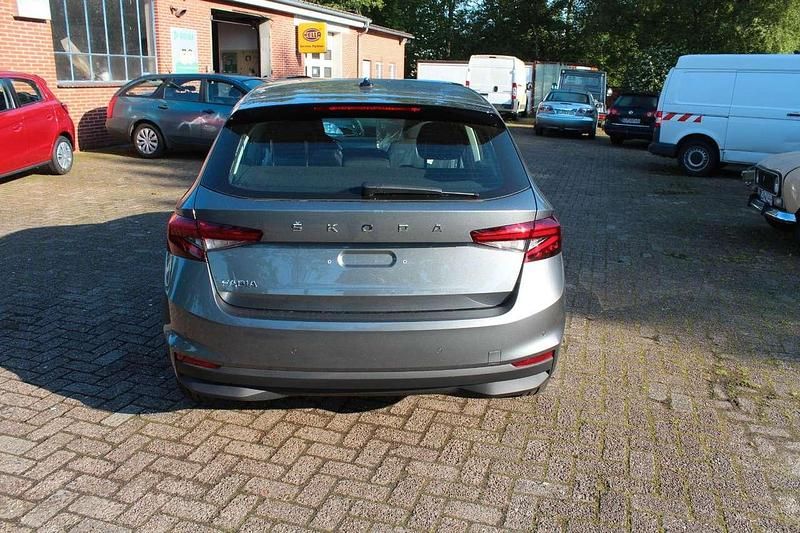 Gebraucht Skoda Fabia Ambition 95 PS (69 kW) 2023 Graphit Kleinwagen