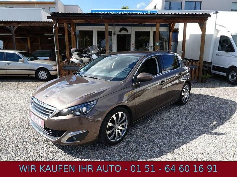 Braun Gebraucht 2013 Peugeot 308 Allure Limousine | 5.990 € (Etwas zu teuer) - Bild 1/4