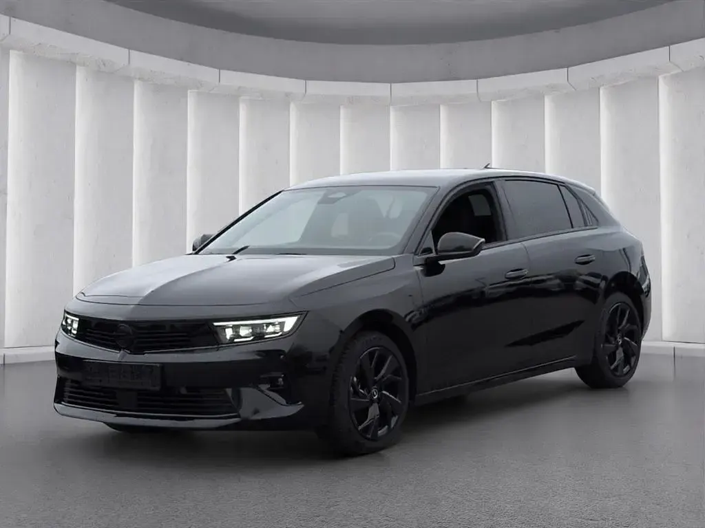 Gebraucht Opel Astra 131 PS (96 kW) 2024 Schwarz Kleinwagen
