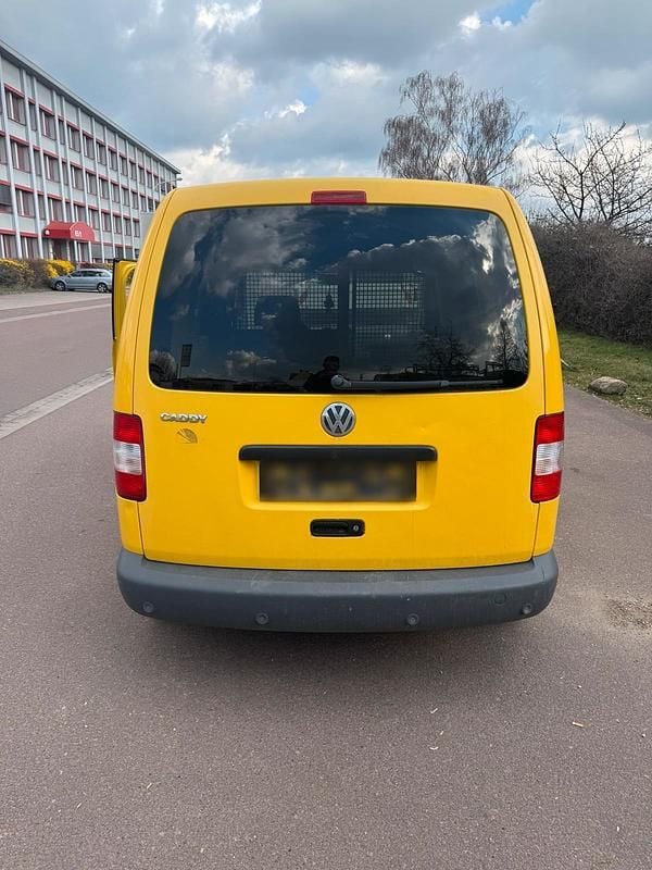 Second-hand VW Caddy 109 CP (80 kW) 2008 Galben Monovolum
