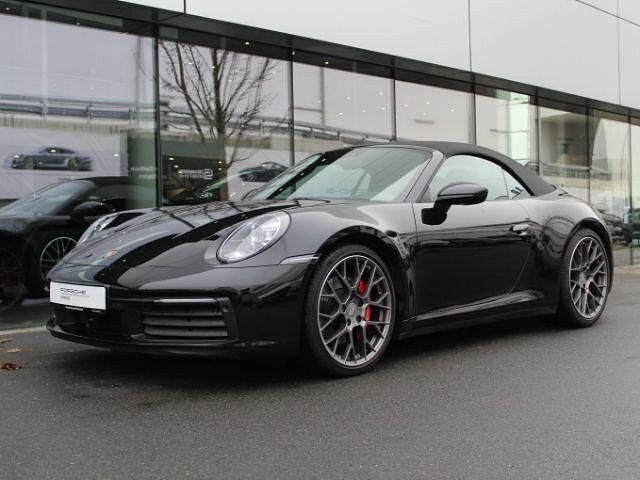 Tiefschwarzmetallic (metallic) Gebraucht 2019 Porsche 992 | 133.900 € (Fairer Preis) - Bild 1/4
