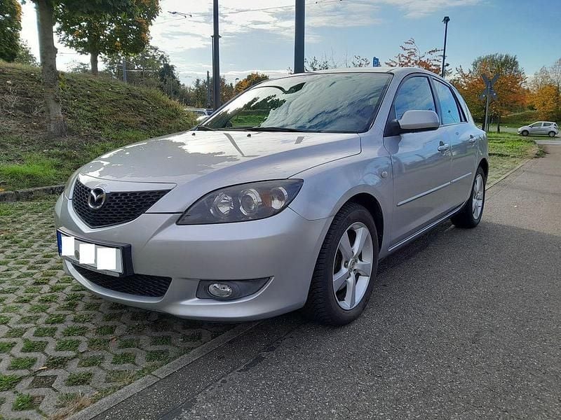 Silber Gebraucht 2005 Mazda 3 Active Limousine | 1.260 € (Superpreis) - Bild 1/4