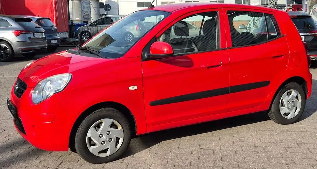 Używany Kia Picanto 63 KM (46 kW) 2011 Czerwony Hatchback