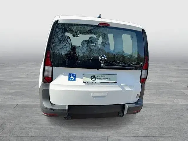 Usata VW Caddy Basis 102 CV (75 kW) 2021 Bianco Monovolume