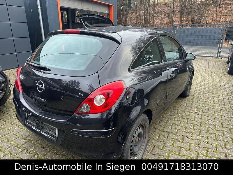 Gebraucht Opel Corsa Cosmo 90 PS (66 kW) 2008 Schwarz Kleinwagen