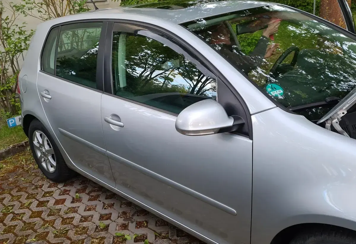 Używany VW Golf VI Edition 140 KM (102 kW) 2009 Szary Hatchback