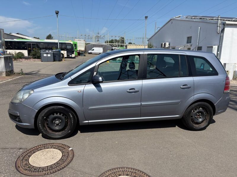Gebraucht Opel Zafira Edition 101 PS (74 kW) 2007 Silber Van / Kleinbus