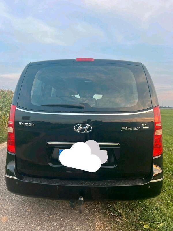 Gebraucht 2010 Hyundai H-1 Van / Kleinbus | 8.400 € (Fairer Preis) - Bild 1/4