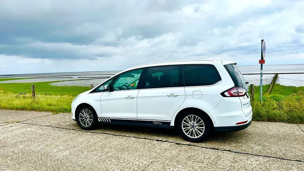 Gebraucht Ford Galaxy Titanium 179 PS (131 kW) 2017 Schwarz Van / Kleinbus