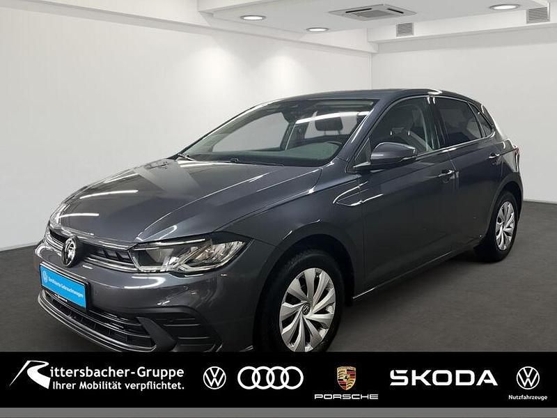 Rauchgrau metallic Gebraucht 2025 VW Polo Life Limousine | 22.650 € (Etwas zu teuer) - Bild 1/4